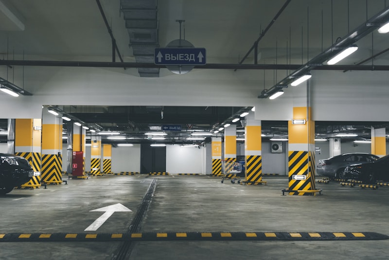 Parkir basement AXA Tower, Kuningan